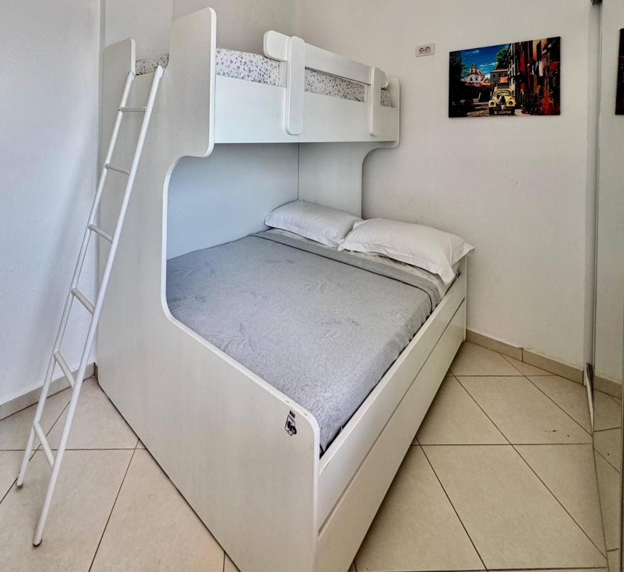 Del Mar Sea View Apartment ساراندا المظهر الخارجي الصورة